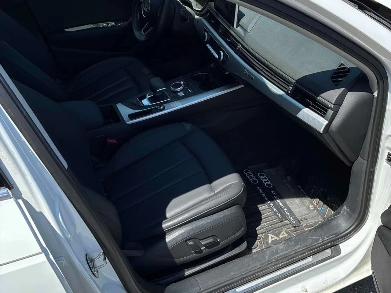 Audi A4 * Progressiv * CARFAX * ЦЕНА ДО БГ, снимка 10 - Автомобили и джипове - 54750729