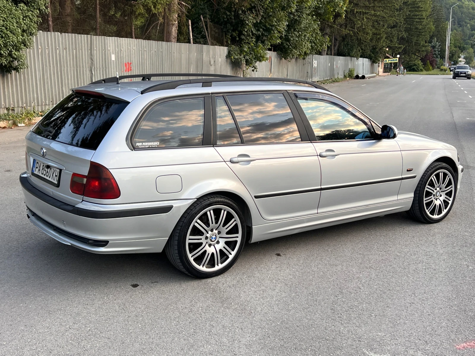 BMW 330 M57, снимка 4 - Автомобили и джипове - 55193520