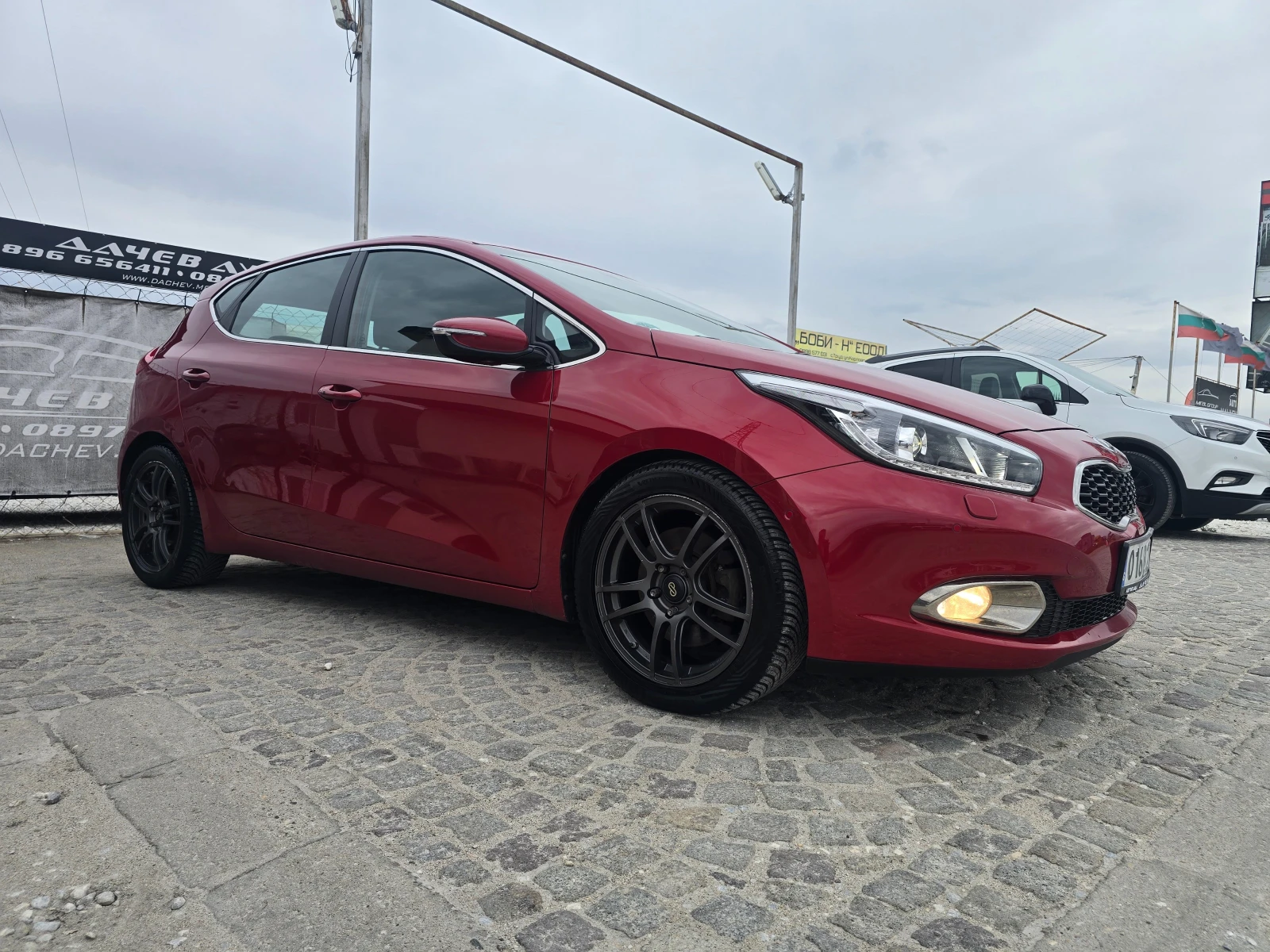 Kia Ceed 13г.1, 6-128к.с.KEY-LESS, снимка 7 - Автомобили и джипове - 56281819