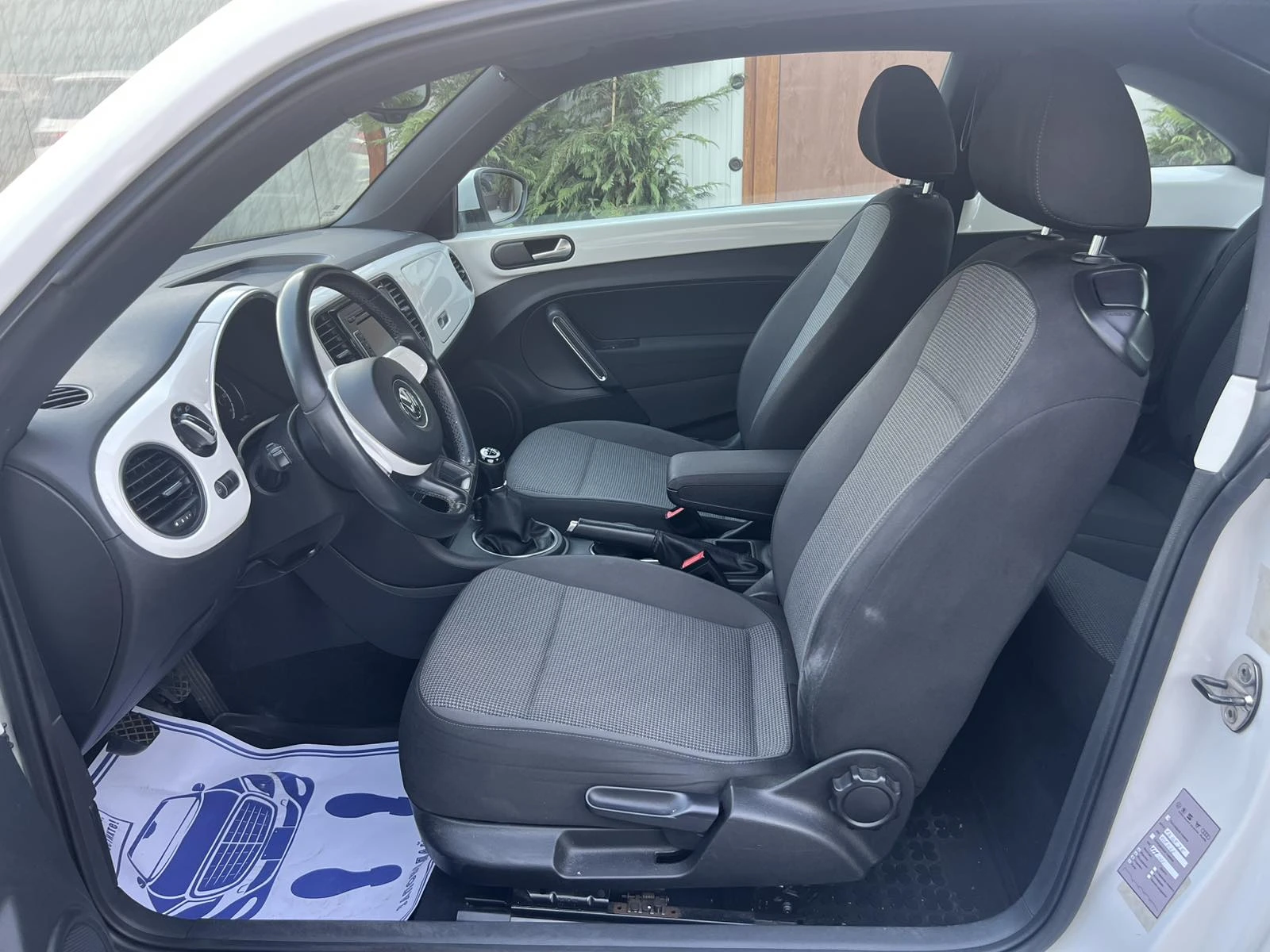 VW Beetle 115000 km, снимка 10 - Автомобили и джипове - 56598422