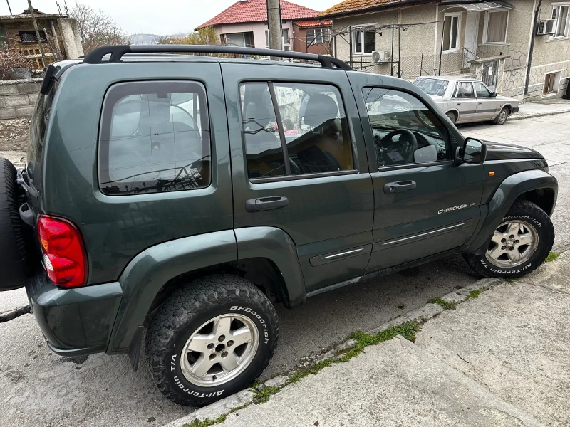 Jeep Cherokee 2.5 TDI, снимка 4 - Автомобили и джипове - 52477742