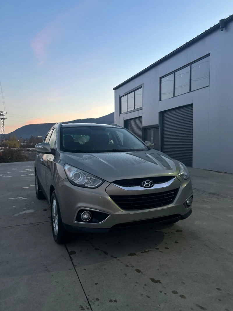 Hyundai IX35, снимка 2 - Автомобили и джипове - 52652157