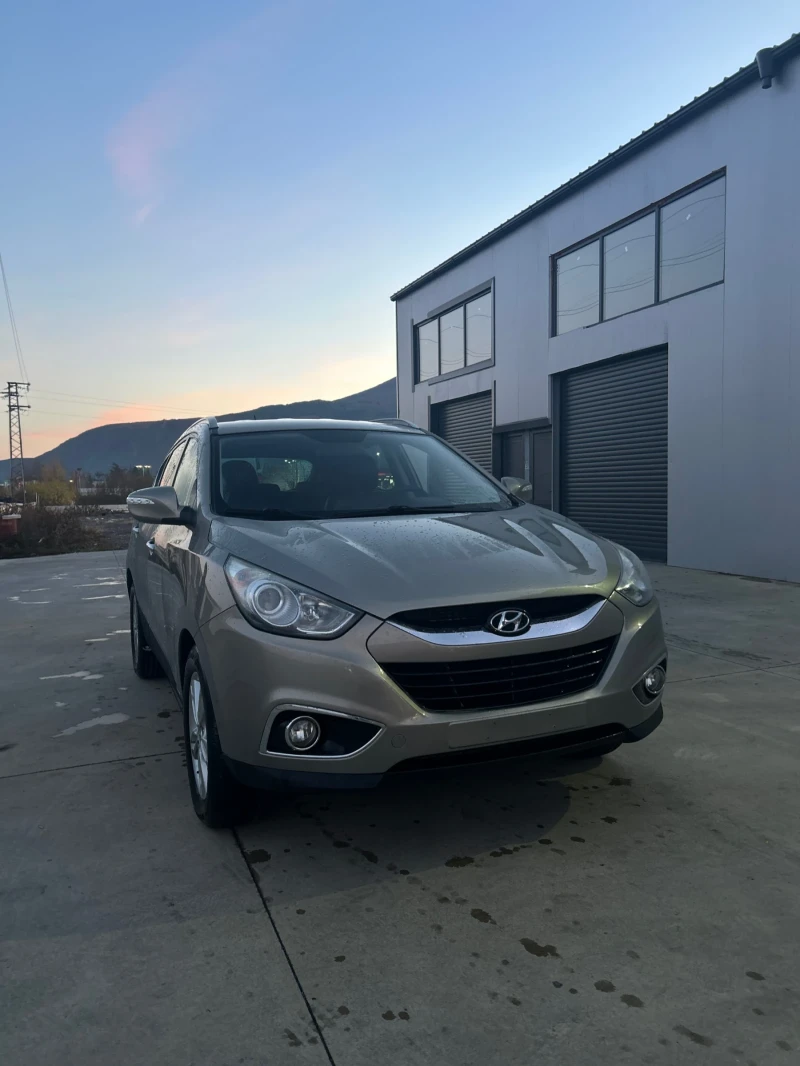 Hyundai IX35, снимка 3 - Автомобили и джипове - 52652157
