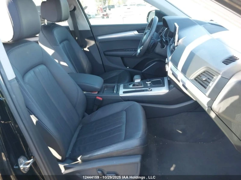 Audi Q5 * PREMIUM PLUS * CARFAX * БЕЗ ПЪРВОНАЧАЛНА ВНОСКА, снимка 5 - Автомобили и джипове - 52735227