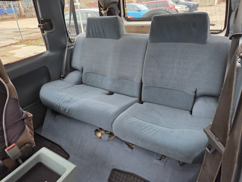 Land Rover Discovery I 2.5TDI 4x4 Climatic, снимка 9 - Автомобили и джипове - 52845401