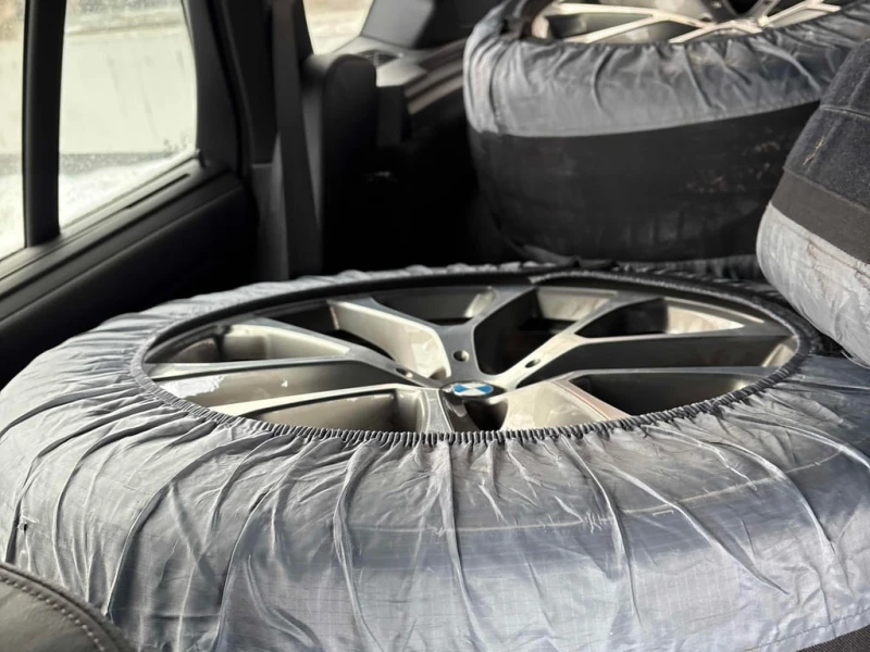 BMW X5 xDrive40i | AWD | ДИСТРОНИК | 360  | Head-Up | H/K, снимка 12 - Автомобили и джипове - 53398265