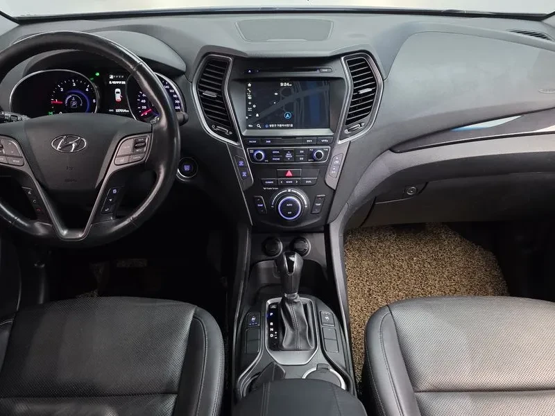 Hyundai Santa fe 2.2 CRDI 4WD - САМО 30% АВАНС, снимка 7 - Автомобили и джипове - 55740253