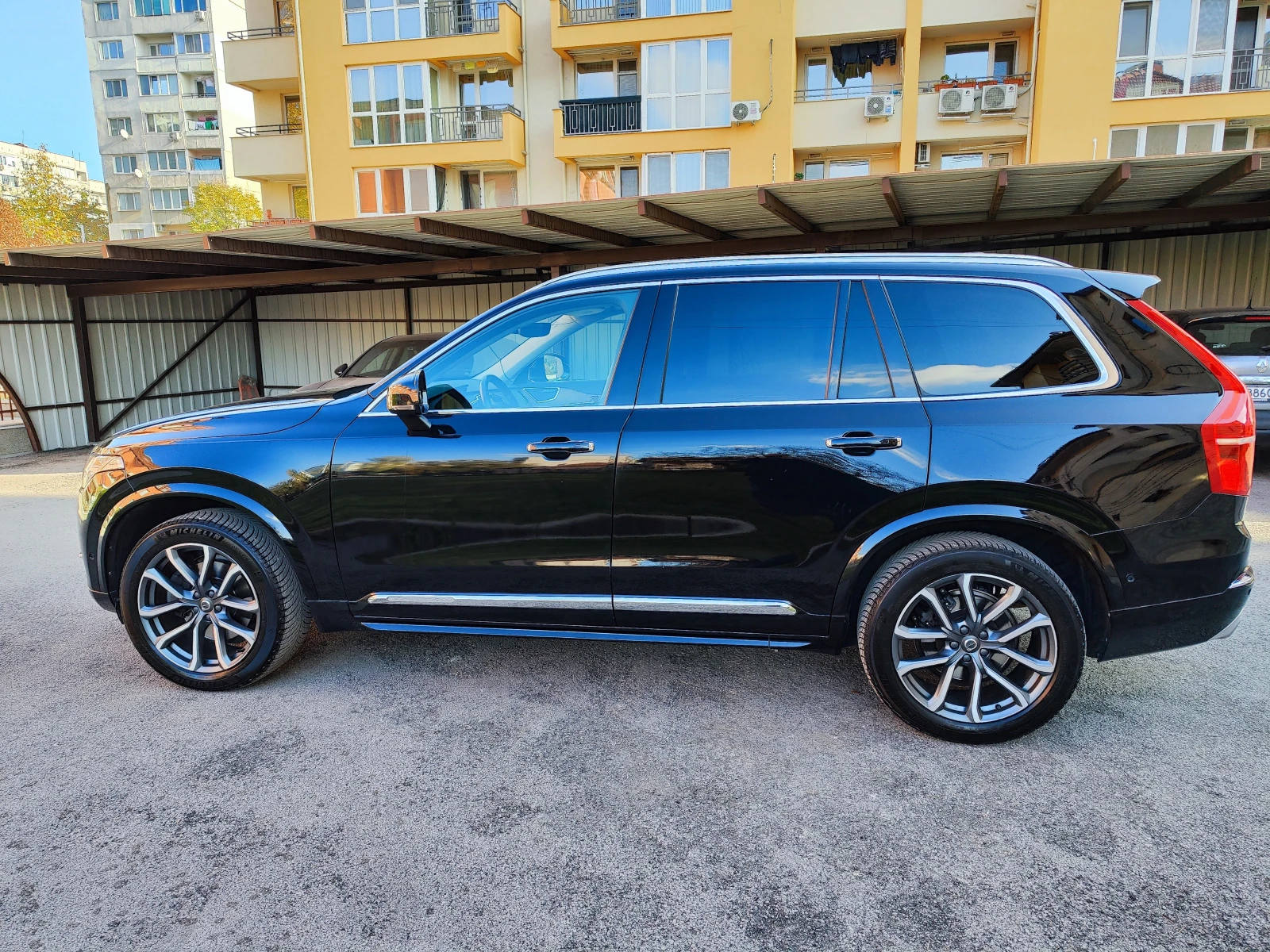 Volvo Xc90 D5 AWD Inscription - изображение 2