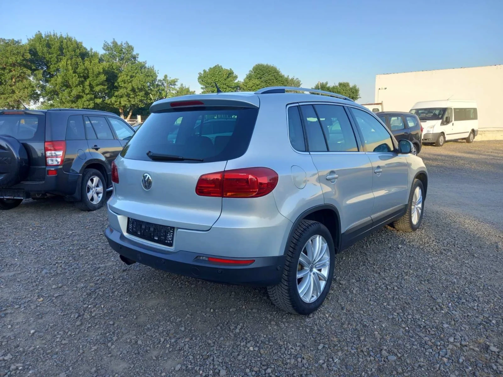 VW Tiguan 2.0 tsi - изображение 4