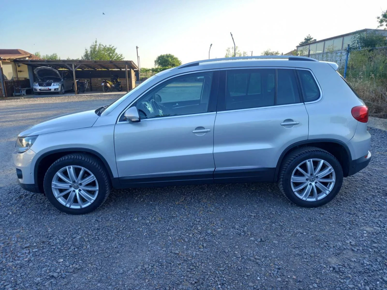 VW Tiguan 2.0 tsi - изображение 7