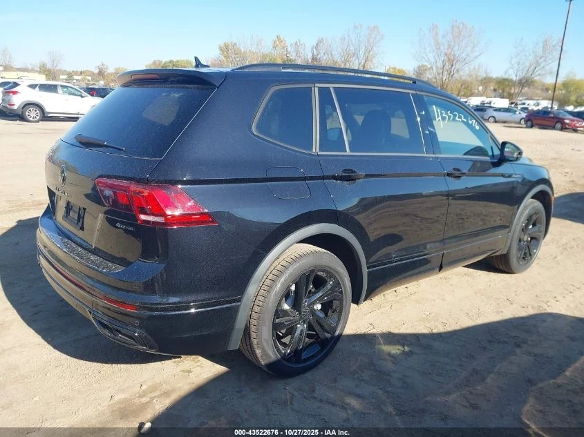 VW Tiguan 2.0t Se R-line Black - изображение 4