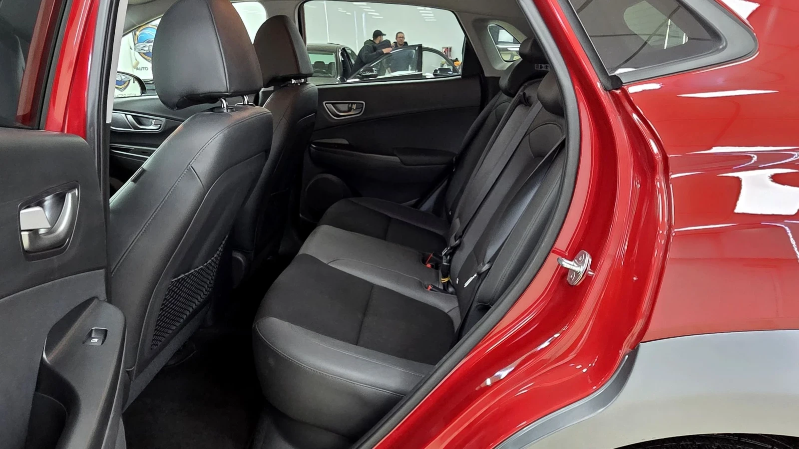 Hyundai Kona 64КWh/ЗАВЕРЕНА СЕРВИЗНА КНИЖКА - изображение 8