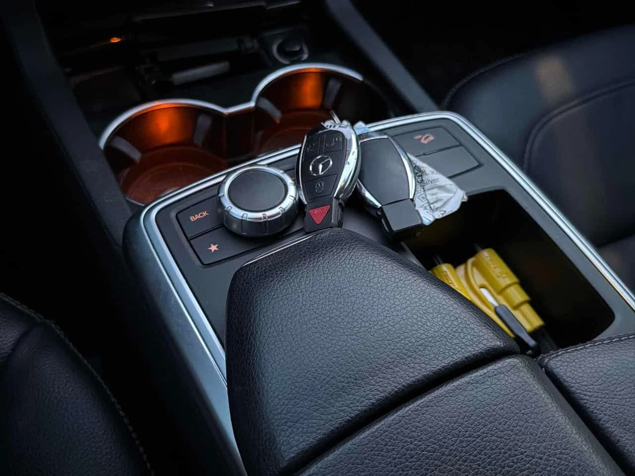 Mercedes-Benz ML 350 * BlueTEC * CARFAX * AMG PACK * 360 * HARMAN * , снимка 12 - Автомобили и джипове - 54152997