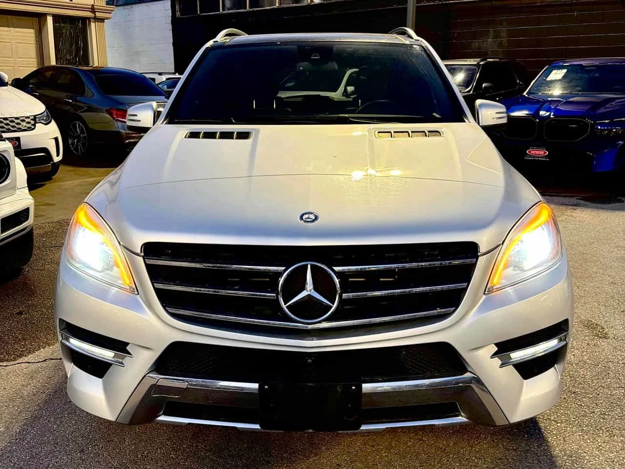 Mercedes-Benz ML 350 * BlueTEC * CARFAX * AMG PACK * 360 * HARMAN * , снимка 6 - Автомобили и джипове - 54152997