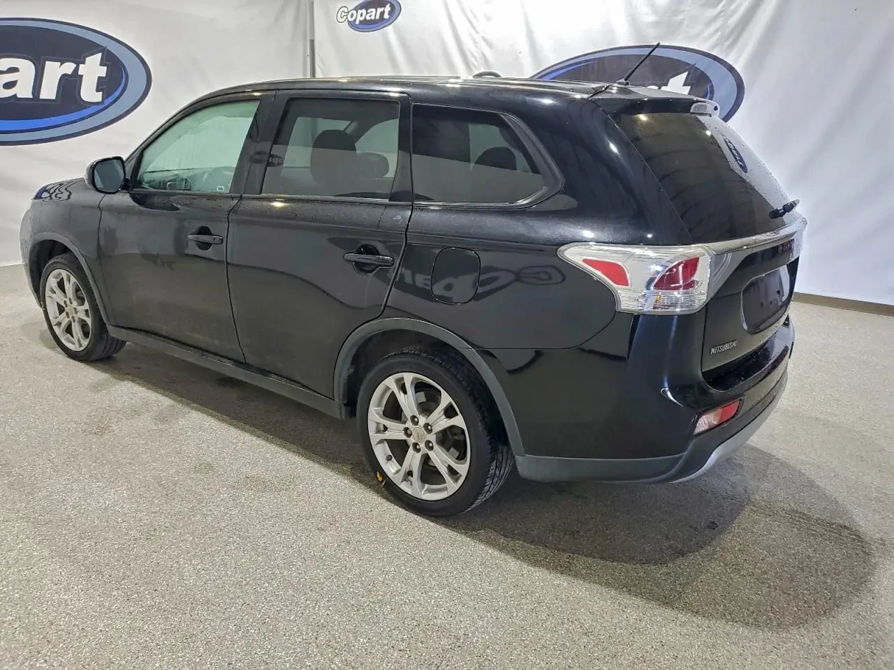 Mitsubishi Outlander, снимка 5 - Автомобили и джипове - 54251519