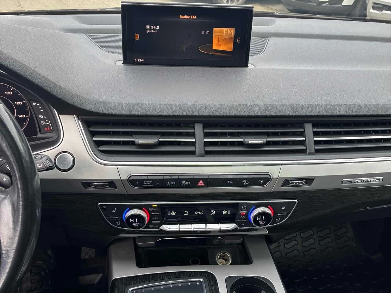 Audi Q7 * 3.0T Progressiv * CARFAX * ОБДУХВАНЕ * ПАНО * , снимка 9 - Автомобили и джипове - 54682718