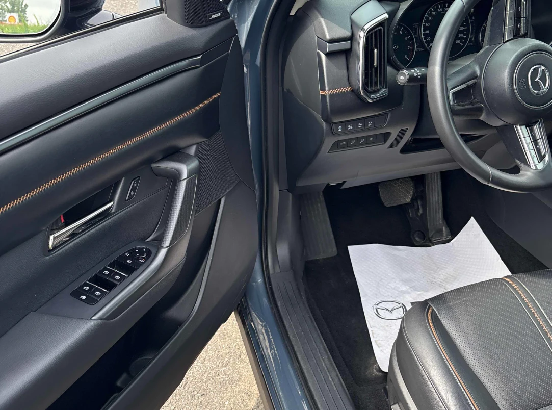 Mazda CX-50 GT* AWD* KEYLESS* PANO* HEATED SEATS* , снимка 6 - Автомобили и джипове - 55566632