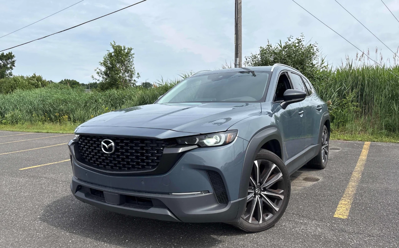 Mazda CX-50 GT* AWD* KEYLESS* PANO* HEATED SEATS* 
