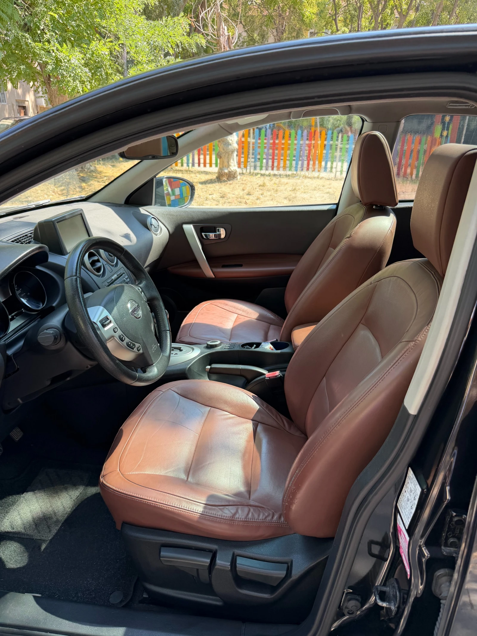 Nissan Qashqai, снимка 11 - Автомобили и джипове - 55935960