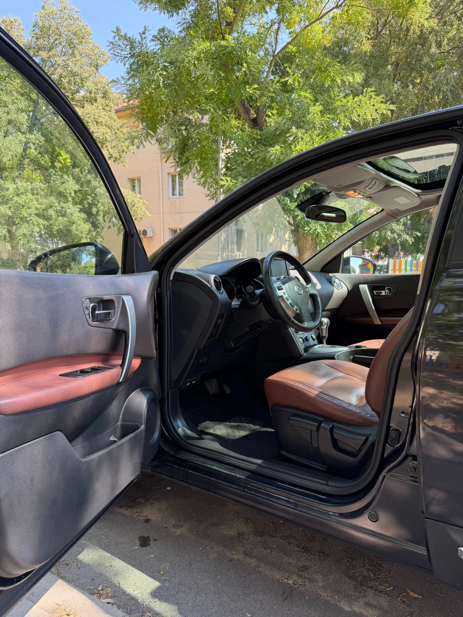 Nissan Qashqai, снимка 10 - Автомобили и джипове - 55935960