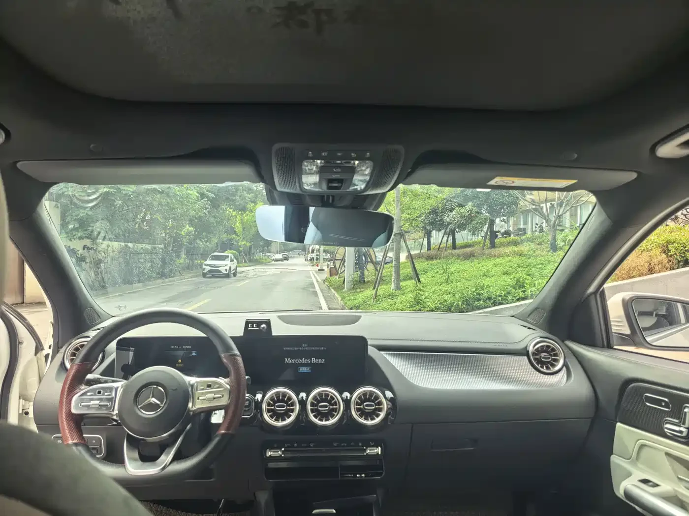 Mercedes-Benz EQA 300* 4MATIC* LAUNCH EDITION* 73.5 KWH* ������ ���� | Mobile.bg � ����������� 9