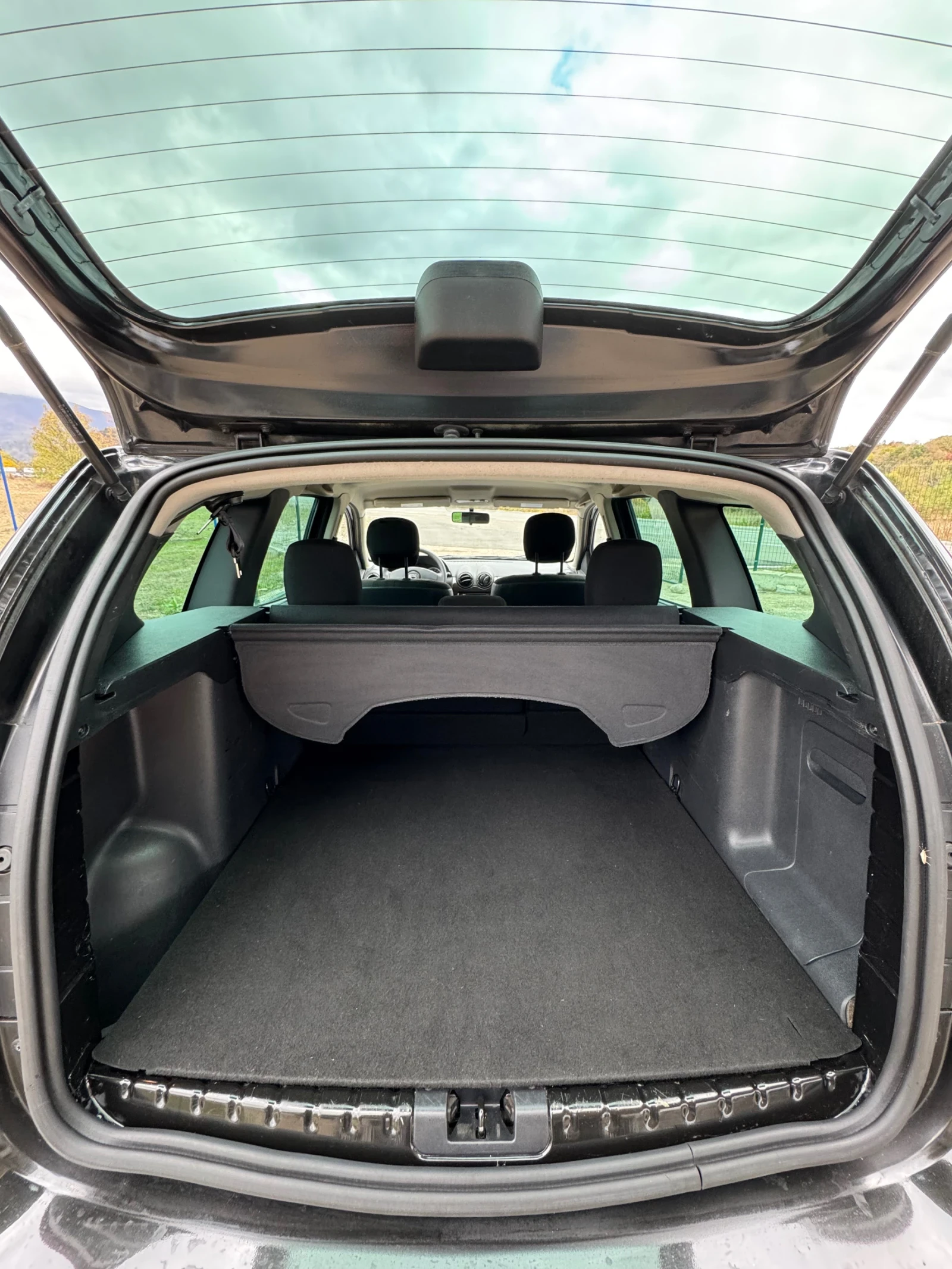Dacia Duster 155000км 4х4 110кс, снимка 7 - Автомобили и джипове - 56687882