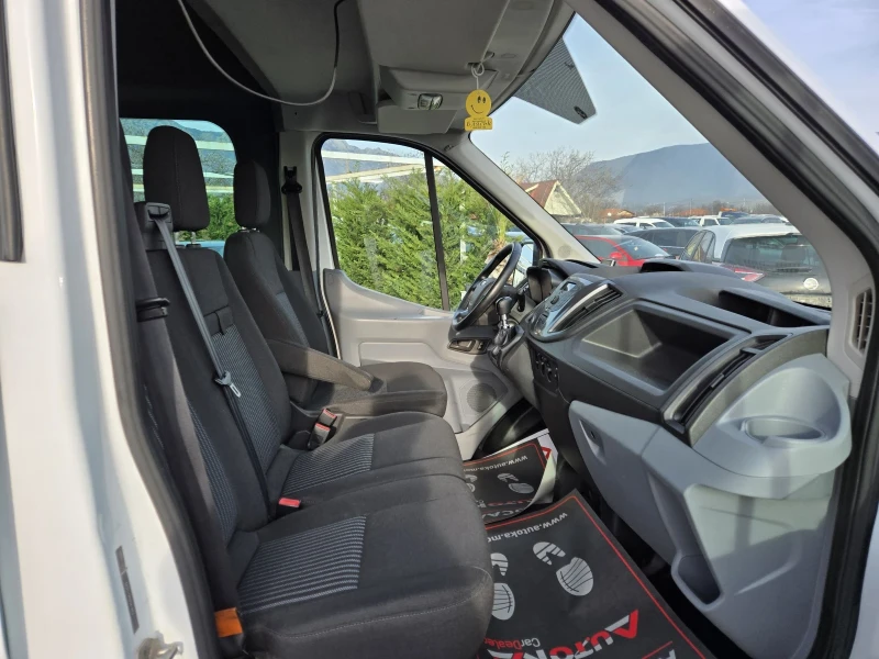 Ford Transit 2.2TDCI-155кс= 9МЕСТА+ ТОВАРНО ОТДЕЛЕНИЕ= КЛИМАТИК, снимка 11 - Бусове и автобуси - 53302559