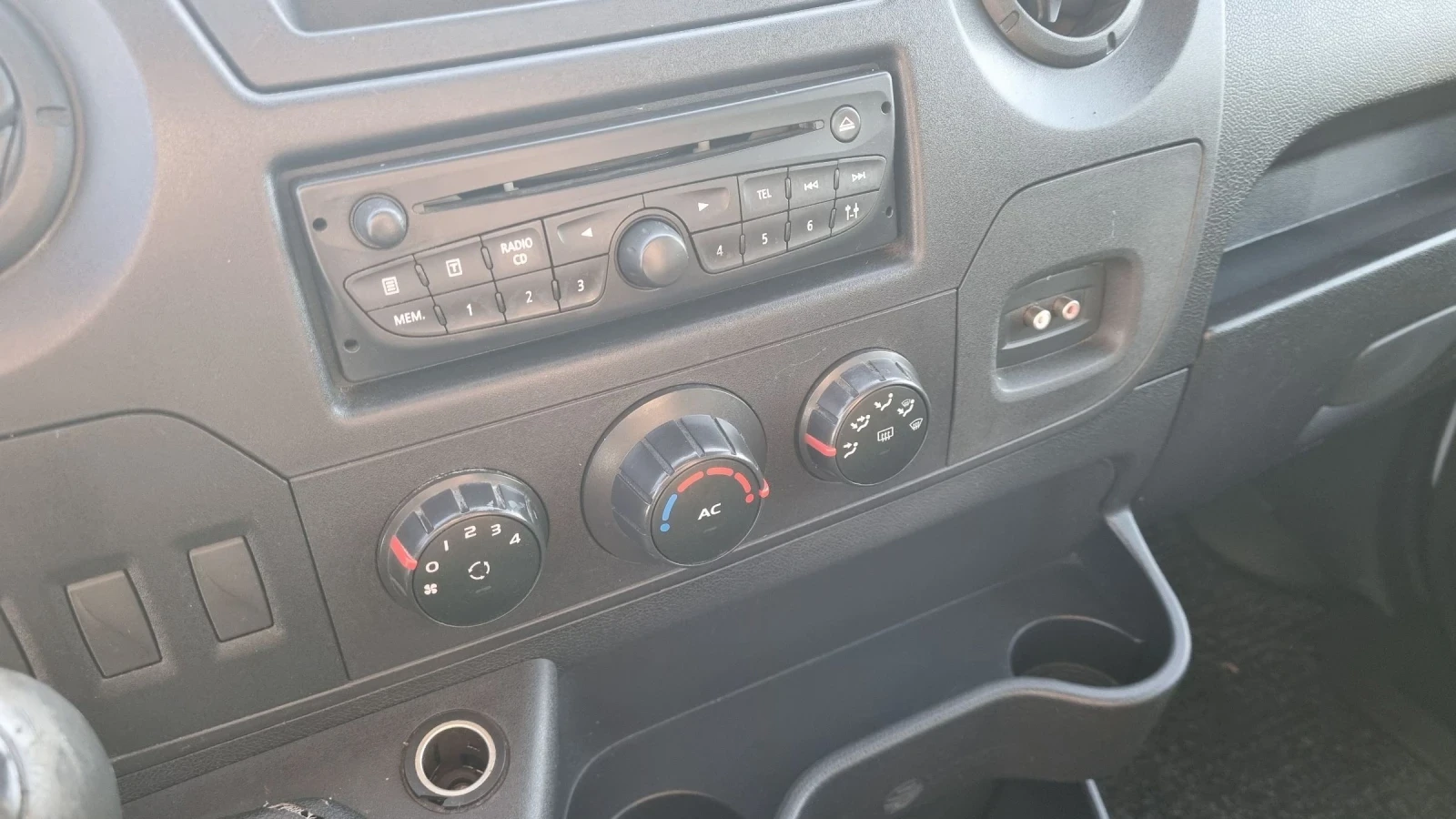 Renault Master Климатик - изображение 9