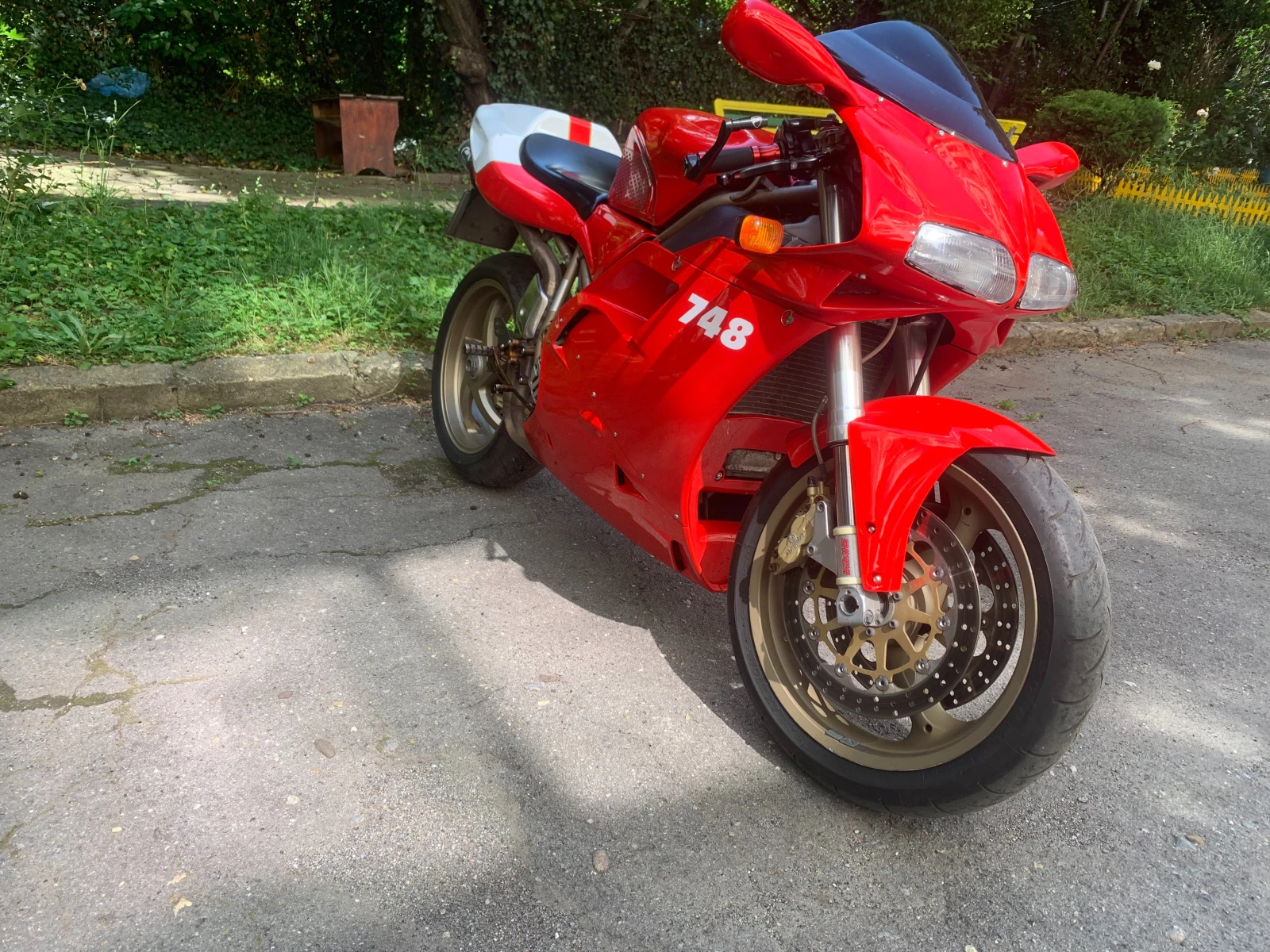 Ducati 748  - изображение 4