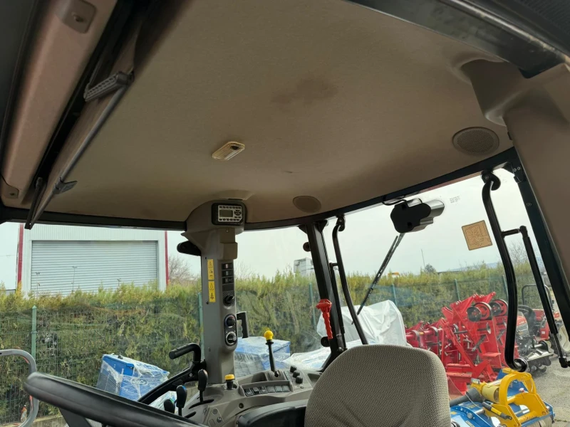 Трактор CASE IH Farmal 115, снимка 11 - Селскостопанска техника - 53486040