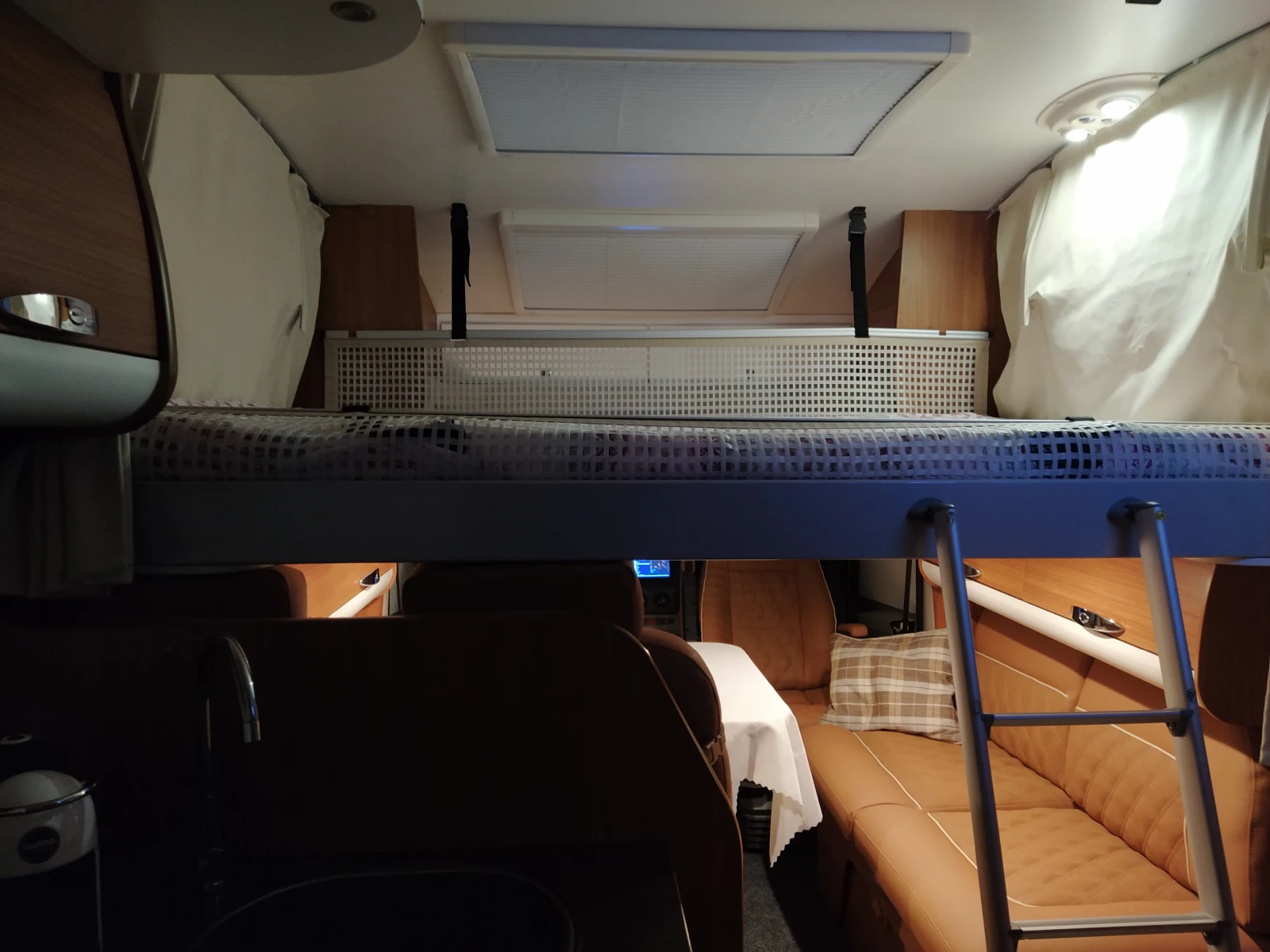 Кемпер Adria MATRIX, снимка 11 - Каравани и кемпери - 54624751