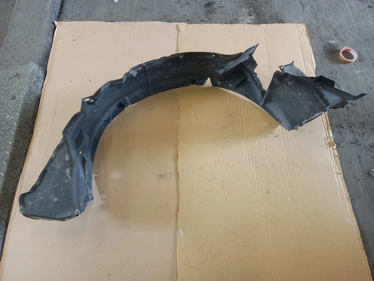 Подкалник преден ляв Хюндай Теракан 