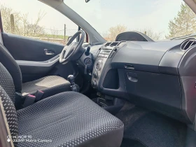 Toyota Yaris 1.3, снимка 10