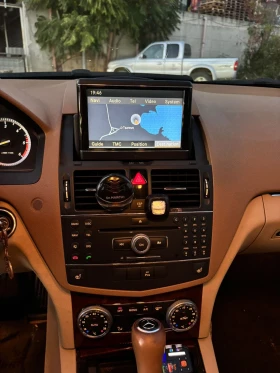 Mercedes-Benz C 320, снимка 15