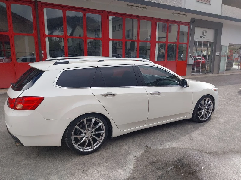 Honda Accord 2.4 EXECUTIVE + , снимка 4 - Автомобили и джипове - 47395333