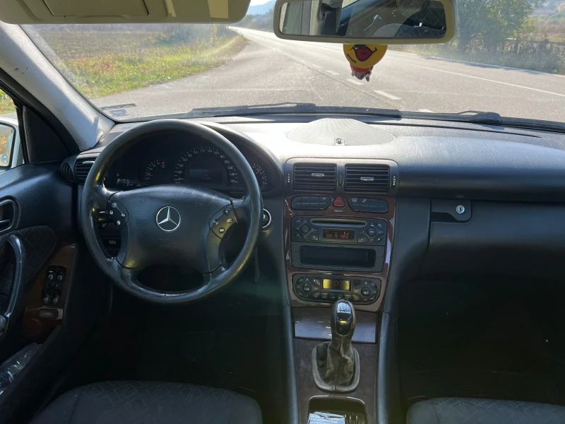 Mercedes-Benz C 270 Elegance, снимка 5 - Автомобили и джипове - 47817025