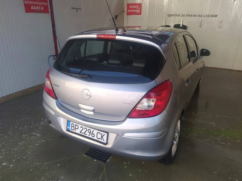 Opel Corsa 1.2 бензин , снимка 4 - Автомобили и джипове - 48280252