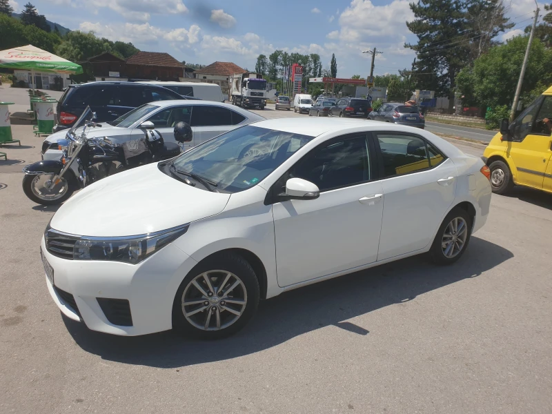 Toyota Corolla, снимка 2 - Автомобили и джипове - 48736191