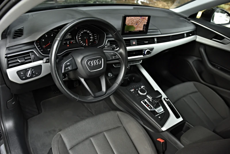 Audi A4 2.0TDI, снимка 14 - Автомобили и джипове - 49053756