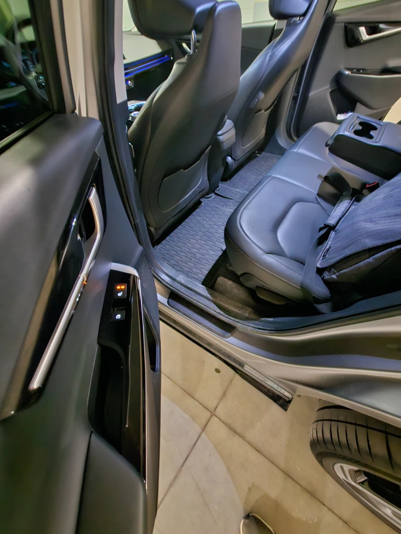 Kia EV6 77KW 4x4 Long range, снимка 10 - Автомобили и джипове - 52094781