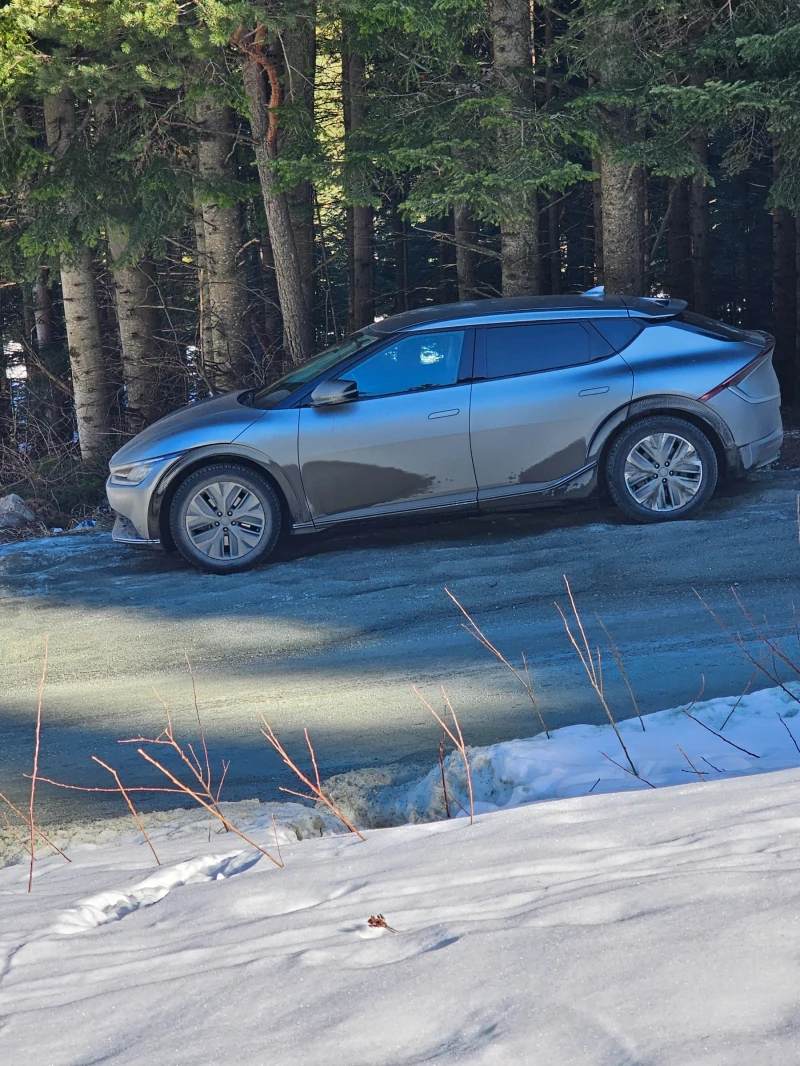 Kia EV6 77KW 4x4 Long range, снимка 17 - Автомобили и джипове - 52094781