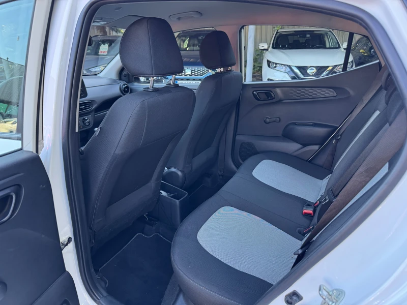 Hyundai I10 1.0, снимка 8 - Автомобили и джипове - 51595615