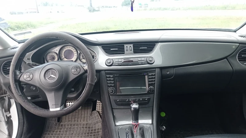 Mercedes-Benz CLS 320 CLS350, снимка 11 - Автомобили и джипове - 52161723