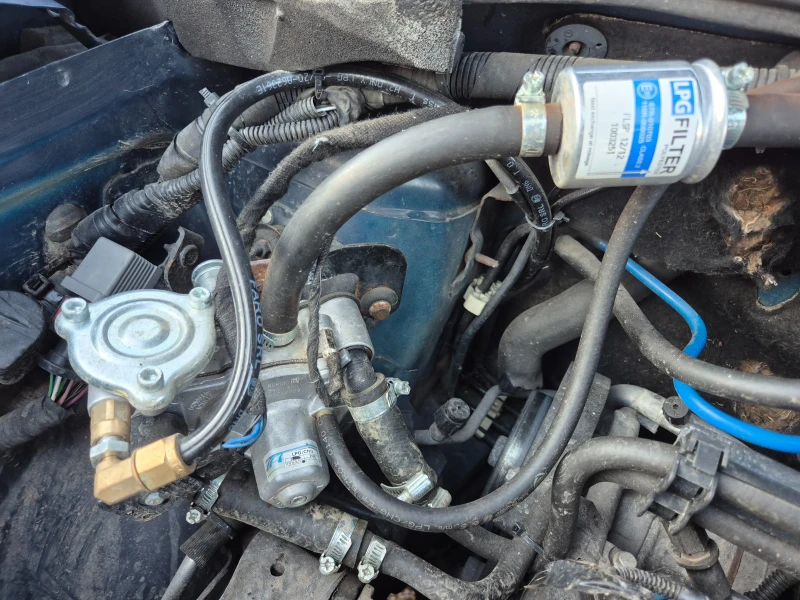 Fiat Punto EVO 1.4i-ГАЗ-GPL-77к.с, снимка 14 - Автомобили и джипове - 52921880