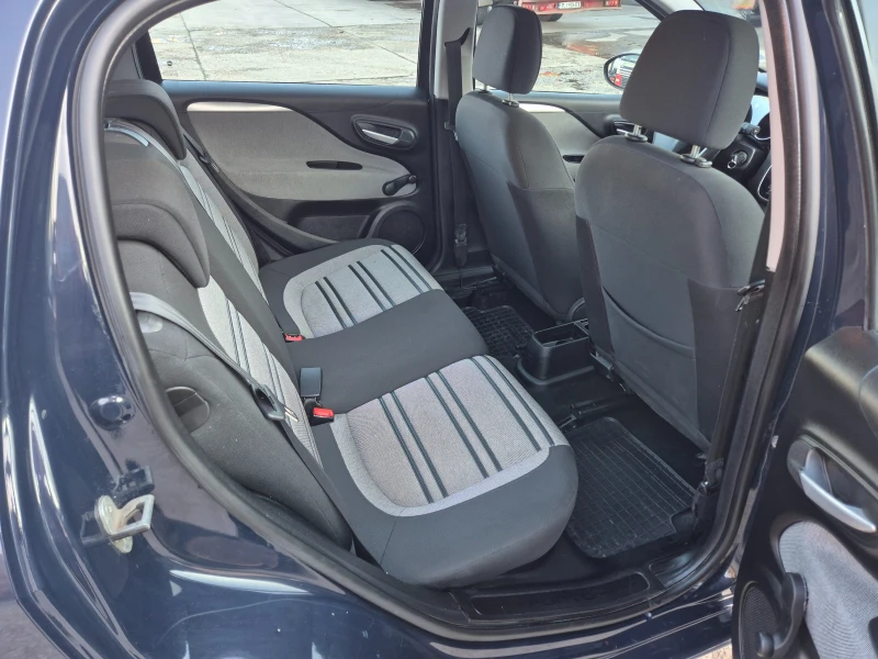 Fiat Punto EVO 1.4i-ГАЗ-GPL-77к.с, снимка 11 - Автомобили и джипове - 52921880
