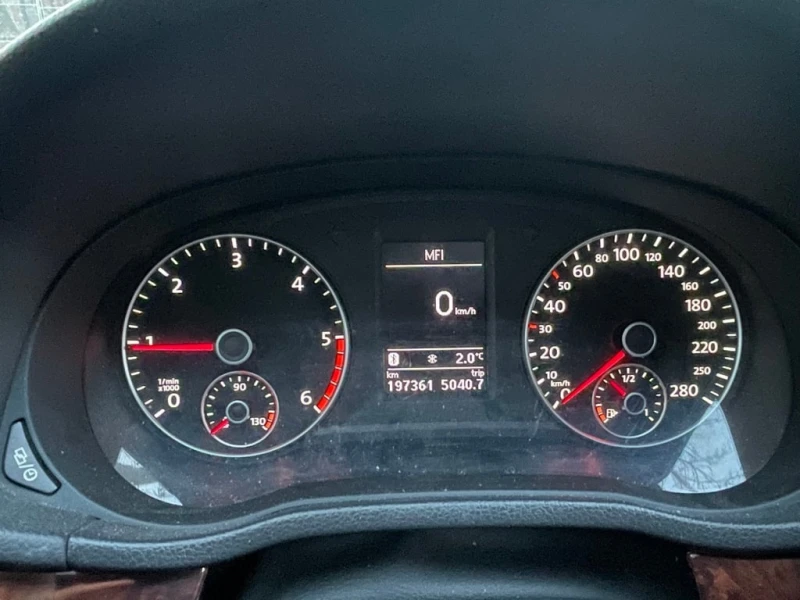 VW Passat * 4dr Sdn 2.0 TDI DSG Highline * CARFAX * ЦЕНА ДО , снимка 8 - Автомобили и джипове - 52924114