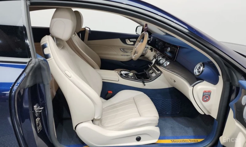 Mercedes-Benz E 220, снимка 11 - Автомобили и джипове - 52938957