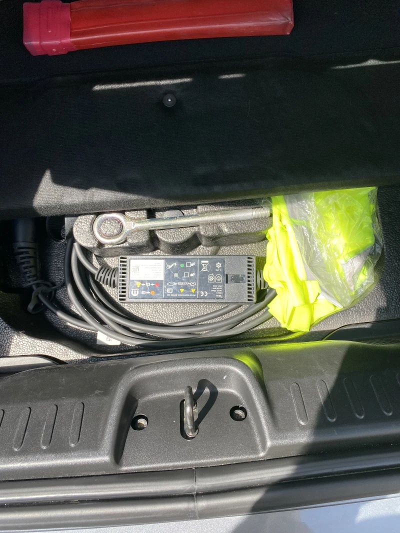 Fiat 500e La Prima Doce Vita, снимка 10 - Автомобили и джипове - 53413566