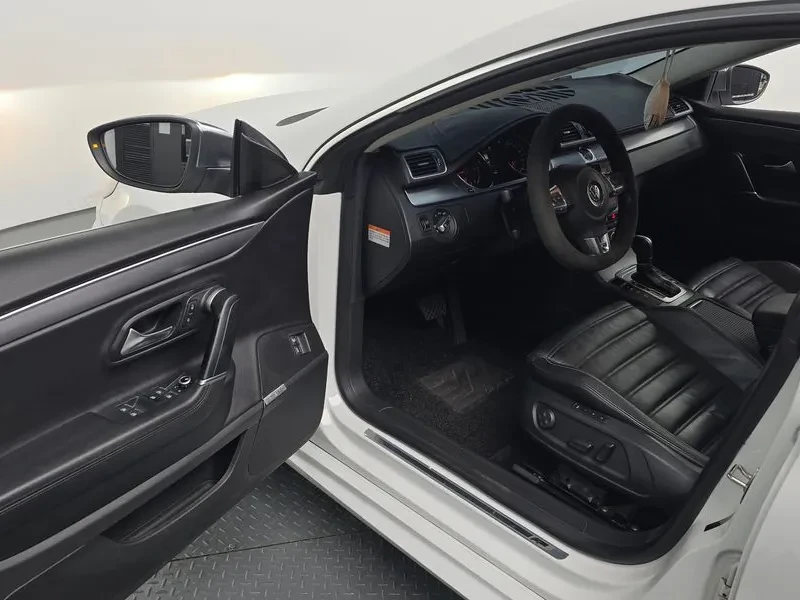 VW CC 2.0 Tdi Bluemotion R Line | Mobile.bg � ����������� 10