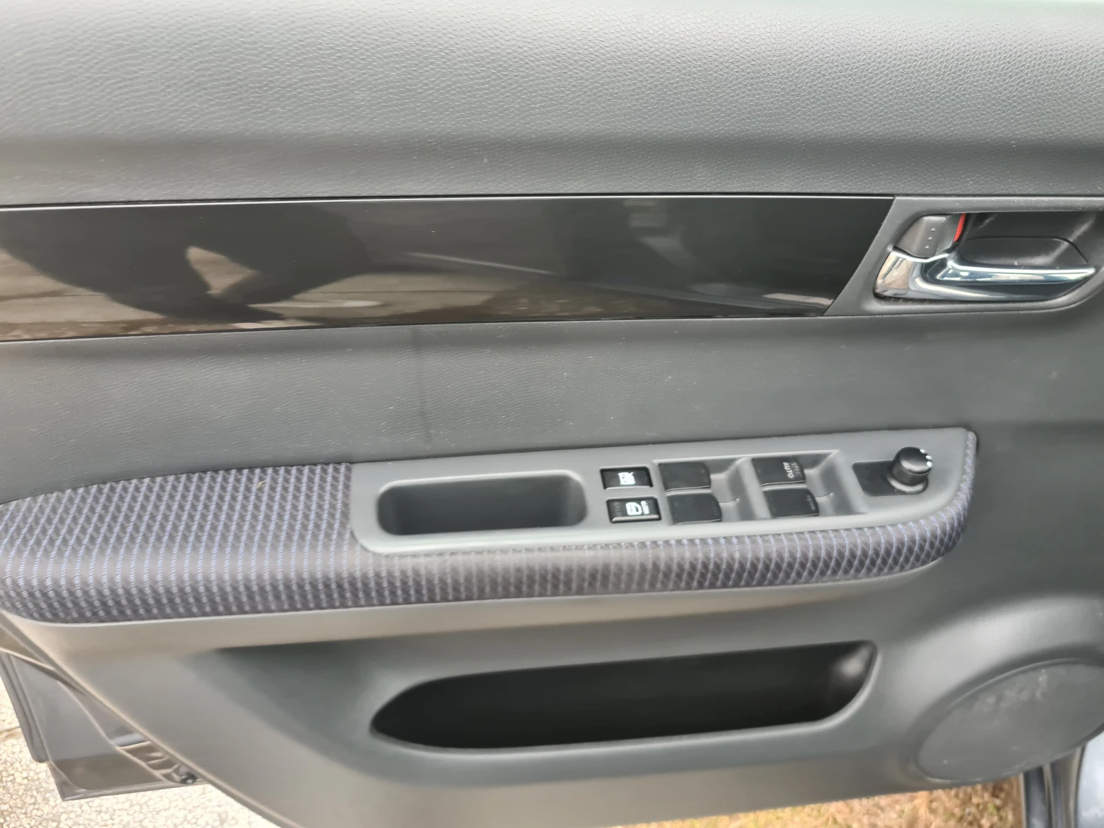 Suzuki Swift 4x4 | Mobile.bg � ����������� 15